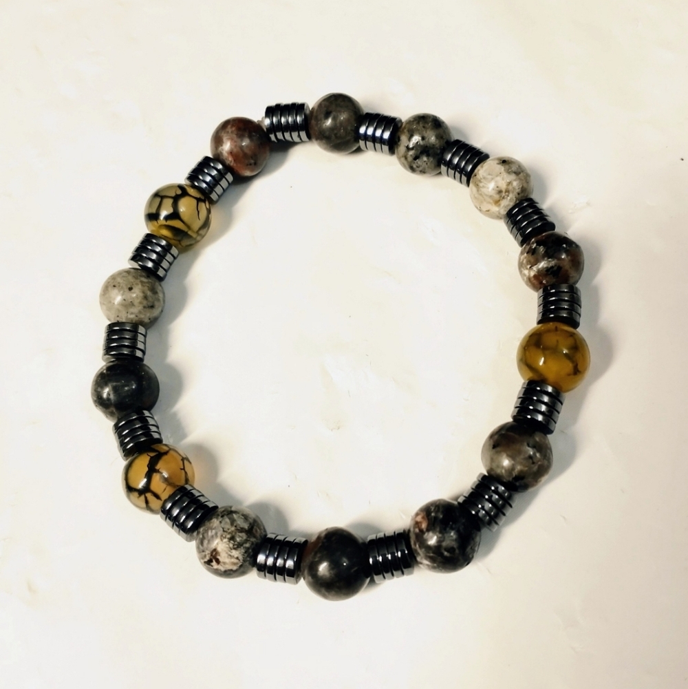 Men's Handcrafted Stretch Beaded Bracelet Mix of Natural Gem Stones Black/Amber